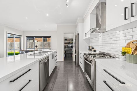 Property photo of 3 Tyrone Close Traralgon VIC 3844