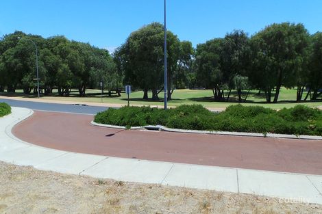 107 Maidment Pde, Dalyellup, WA 6230