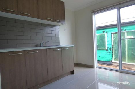 Property photo of 17 Tourmaline Drive Cobblebank VIC 3338