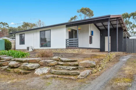 35 Adelaide Rd, Tungkillo, SA 5236