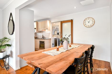 Property photo of 10 Pecan Court Frankston North VIC 3200