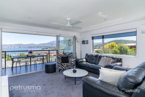 Property photo of 3/52 Malunna Road Lindisfarne TAS 7015