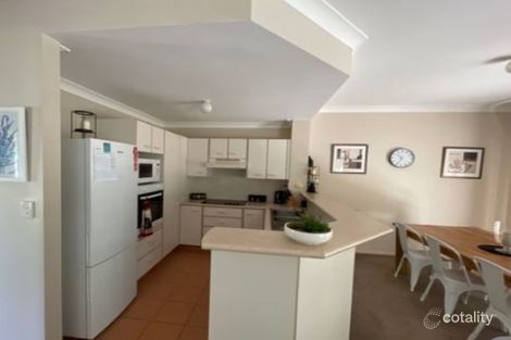 Property photo of 2/40 Hampden Crescent Heritage Park QLD 4118