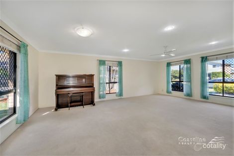 Property photo of 7 Henderson Row Bargara QLD 4670