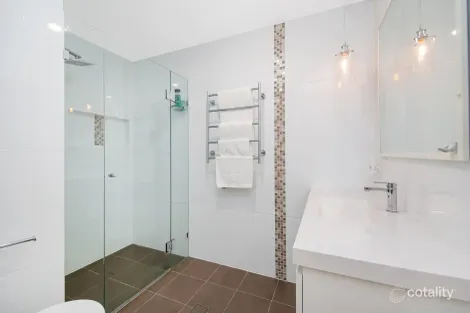Property photo of 32 Morgan Avenue Tumbi Umbi NSW 2261