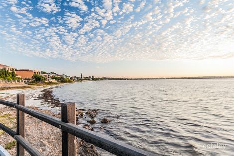 Property photo of 17 Majestic Close Applecross WA 6153