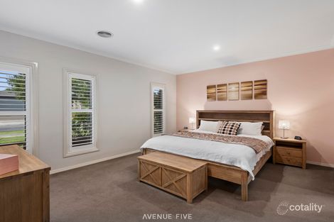 Property photo of 40 Golden Wattle Drive Mount Duneed VIC 3217