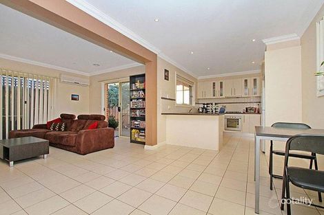 Property photo of 1/4 Compton Street Reservoir VIC 3073