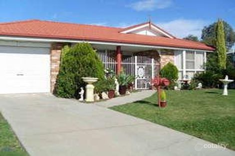 14 Giles Pl, Westdale, NSW 2340