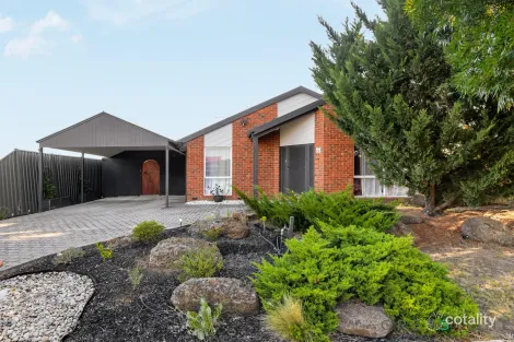 Property photo of 1 Stagecoach Crescent Sydenham VIC 3037