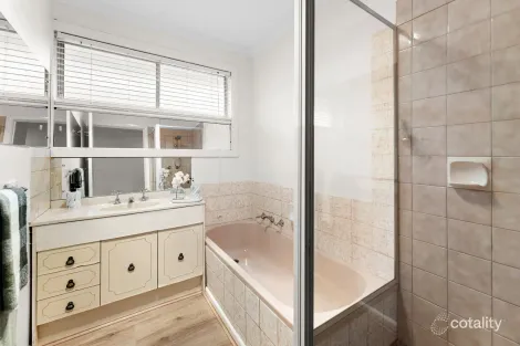 Property photo of 16 Smith Avenue Thomastown VIC 3074