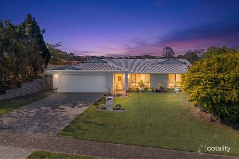 40 Hawkes Ave, Arana Hills, QLD 4054
