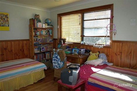 Property photo of 24 Warralong Street Coomba Park NSW 2428