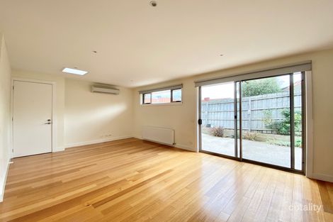Property photo of 2/541 Centre Road Bentleigh VIC 3204