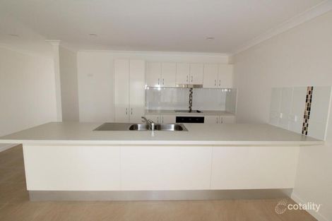 Property photo of 30 Speargrass Parade Mount Low QLD 4818