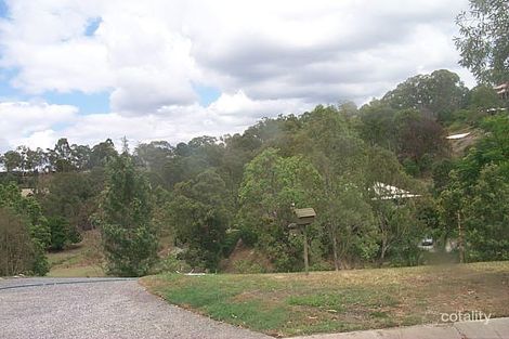 33 Melaleuca Pl, Brookfield, QLD 4069