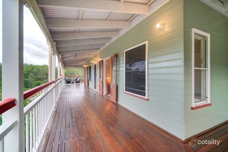 Property photo of 6 Ironbark Circuit Everton Hills QLD 4053