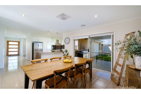 Property photo of 17 Warbler Street Thurgoona NSW 2640