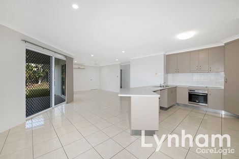 Property photo of 39 Hillock Crescent Bushland Beach QLD 4818
