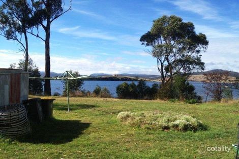 Property photo of 138 Bay Road Boomer Bay TAS 7177