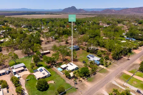 Property photo of 18 Octagonal Crescent Kelso QLD 4815