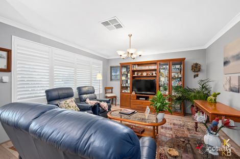 Property photo of 11 Montelimar Elbow Port Kennedy WA 6172
