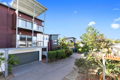 Property photo of 37/80 Moolyyir Street Urangan QLD 4655