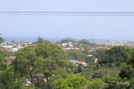 Property photo of 19 The Lookout Thirroul NSW 2515