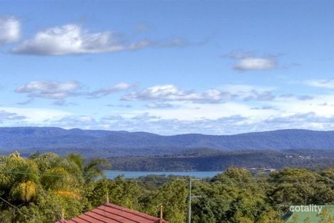 Property photo of 26 Marlin Avenue Floraville NSW 2280