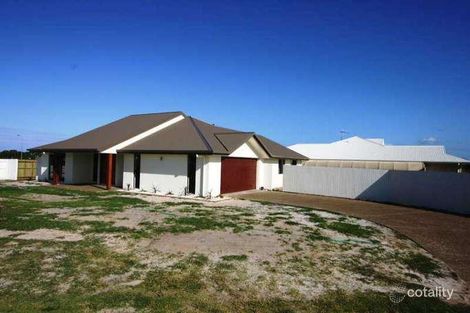 Property photo of 1 Ashley Place Innes Park QLD 4670