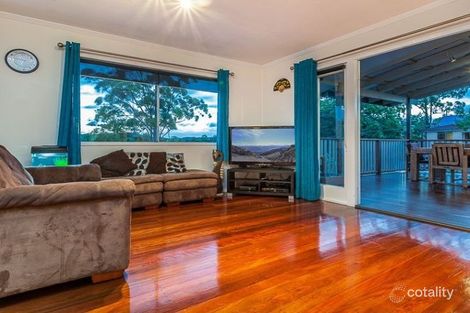 Property photo of 9 Pathara Crescent Ferny Hills QLD 4055