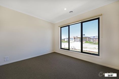 Property photo of 56 Foxtail Circuit Wallan VIC 3756