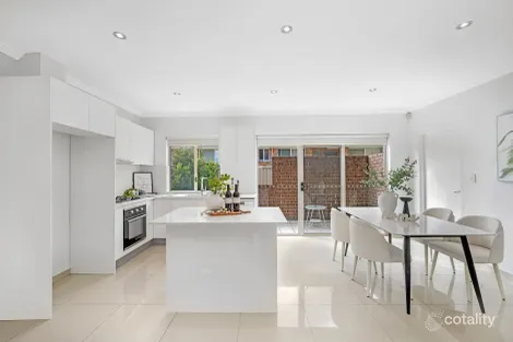 Property photo of 3/4 Romani Avenue Hurstville NSW 2220