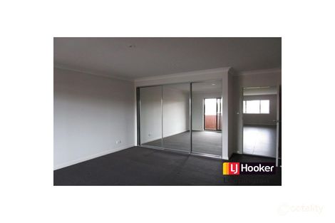 Property photo of 2/73 Appin Road Appin NSW 2560