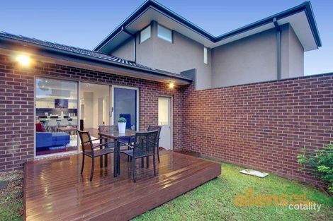 Property photo of 4 Vaucluse Court Donvale VIC 3111