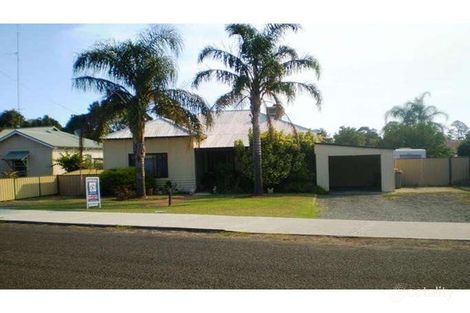 12 Herbert Rd, Harvey, WA 6220