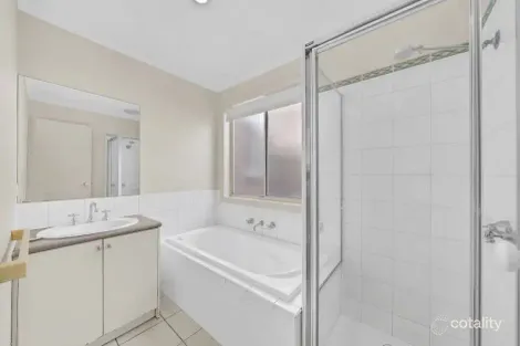 Property photo of 7 Amethyst Place Werribee VIC 3030