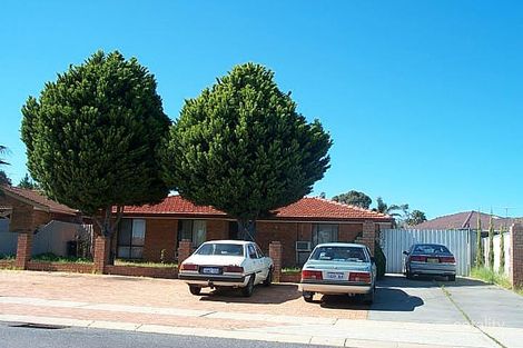 72 Giralt Rd, Marangaroo, WA 6064