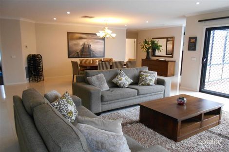 Property photo of 22 Sagan Drive Cranbourne North VIC 3977