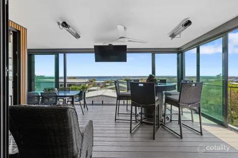 9 The Broadway, San Remo, VIC 3925