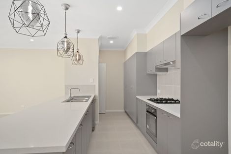 Property photo of 13 Elysian Place Wyoming NSW 2250