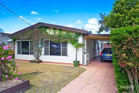 68 Dunalban Ave, Woy Woy, NSW 2256