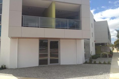 15/2 Downey Dr, Como, WA 6152