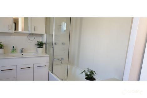 Property photo of 5 Auld Street Silkstone QLD 4304