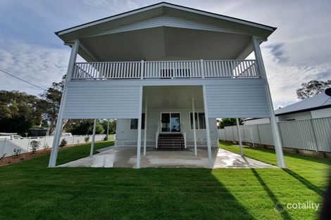 2/16 Coronation Ave, Beachmere, QLD 4510