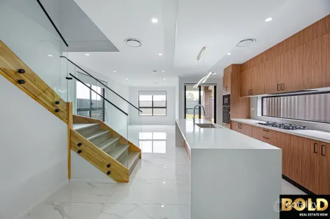 Property photo of 18 Caussade Crescent Austral NSW 2179