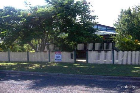 20 Pilot St, Urangan, QLD 4655