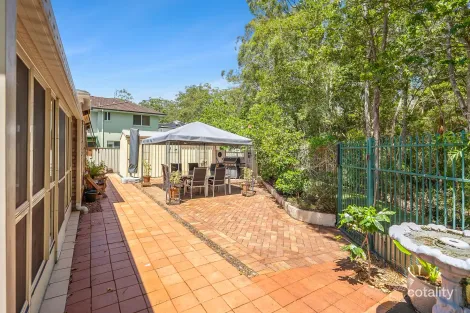 Property photo of 30 Tuckeroo Place Reedy Creek QLD 4227