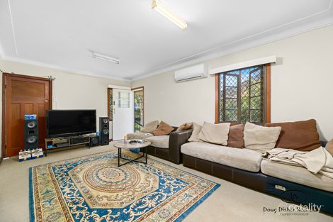 Property photo of 89 Carmody Road St Lucia QLD 4067