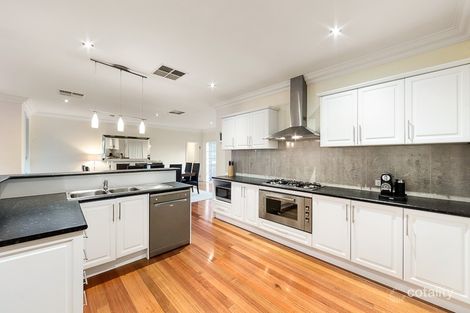 Property photo of 18 Rosehill Road Lower Plenty VIC 3093